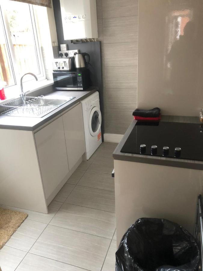 Kenrick Street Great House Available For Guests And Contractors Parking And Wifi Villa Nottingham Exteriör bild