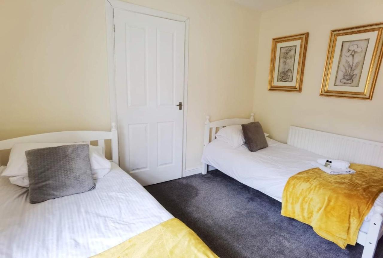 Kenrick Street Great House Available For Guests And Contractors Parking And Wifi Villa Nottingham Exteriör bild