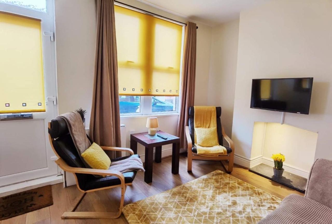 Kenrick Street Great House Available For Guests And Contractors Parking And Wifi Villa Nottingham Exteriör bild
