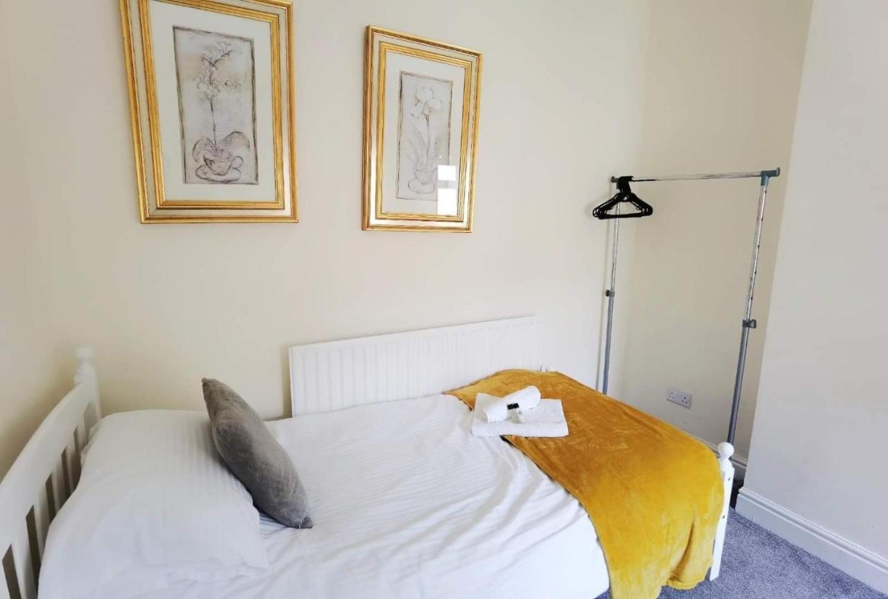 Kenrick Street Great House Available For Guests And Contractors Parking And Wifi Villa Nottingham Exteriör bild