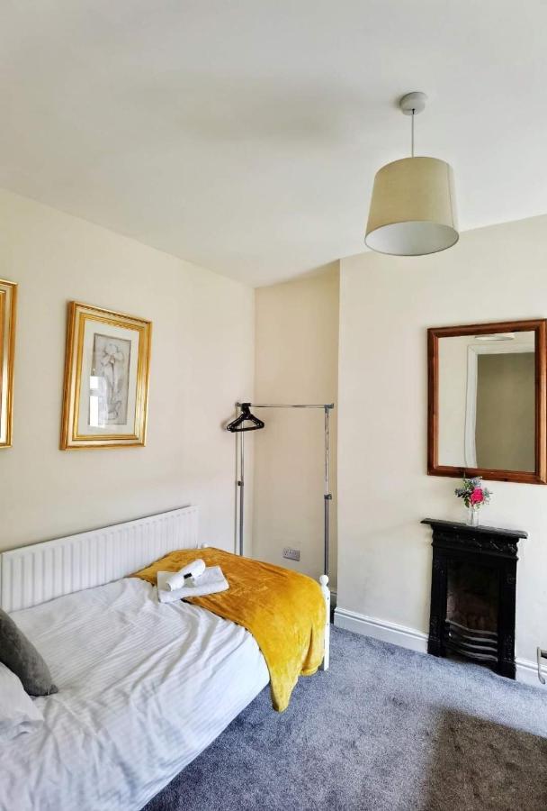 Kenrick Street Great House Available For Guests And Contractors Parking And Wifi Villa Nottingham Exteriör bild